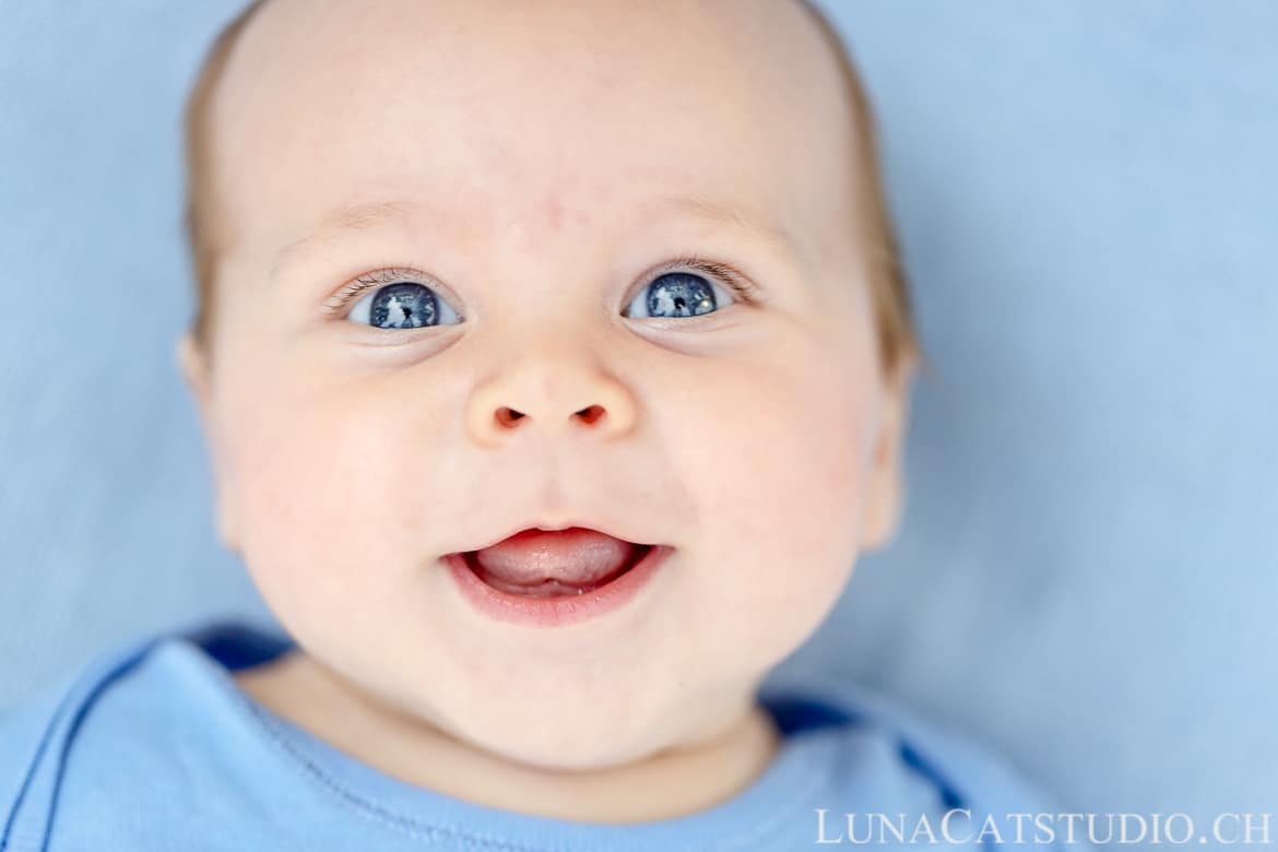 Photo bébé 1 mois : Alexandre - Photographe Lausanne LunaCat